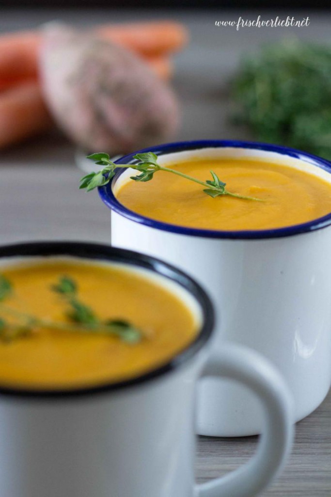 Süßkartoffel-Karotten-Suppe mit Kokosmilch und Ingwer - Frisch Verliebt ...